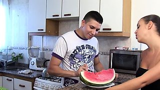 spanish girlfriend homemade fuck in kitchen