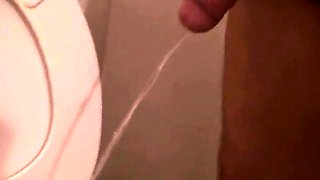 Blowjob while peeing on the toilet Hally Thomas