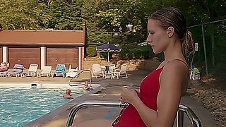 Kristen Bell and Mamie Gummer in The Lifeguard (2013)