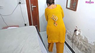 Pinki Cute Huge Ass Step Sister Fucked Hard by Stepbrother in OYO Room - Big Natural Tits & Doggy Style Sex