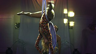 Blonde blowjob adoring skank facialized after hardcore fun