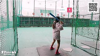 Amatorpiger Med Store Bryster Og Svedige Handjobs I Badet Med Massive Ansigtscumshots Japansk