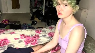 Zara Lee XoX - Reluctant Daughter Sucks Mummys Man