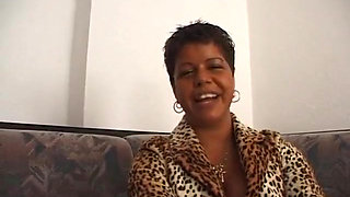 Elke 33, doing her first audition