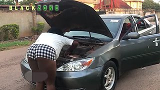 Nigerian Ebony Teen Car Trouble - Big Natural Tits Amateur Gets Roadside Help With Her Wet Pussy