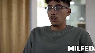 Never thought my blonde step mommy was such a squirter for me