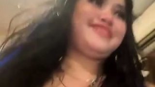 Amateur brunette ariana marie solo toying