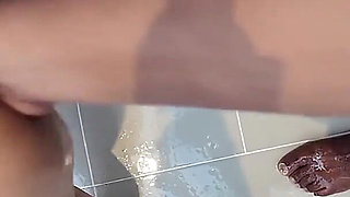 Slopqueenkiela Fucked in the Shower by Mr_mobydick