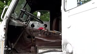 Dirty Sarah the Fucking Crane Operator Gets Rough and Messy