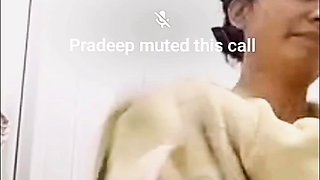 Sexy indian girl bathing nude on webcam