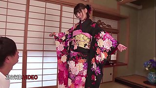 Elegant kimono beauty enjoys steamy Japanese encounter