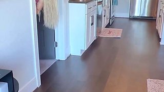 Summer Brookes Needs Help With Gym Training