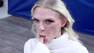 Amateur girlfriend blowjob with facial shot