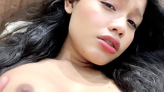 Teen With a Big Round Ass Horny Gets Her Beautiful Pussy Fucked by an Innocent Girl