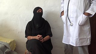 Muslim Woman Anal Fucking in Doctors Office.