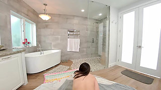 Virtual Porn - Reyna Delacruz Has Set up a Bath for Herself. but You Love Baths and Get in It.