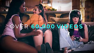 Twenty one sextury - Shalina Devine joins lika star & Lana Roy for naughty pillow 3 way