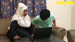 Hijab muslim girl delivers intense sensual caught masturbating pleasure