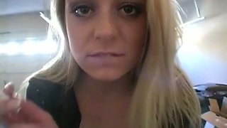 Real smoking hot blonde bitch does it erotically great