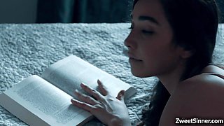 Gorgeous babysitter Karlee Greys dirty panties