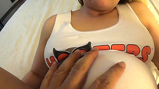 Cheating Pregnant Wife Gives Stranger a BJ in Men's Room