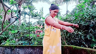 The first time behind the scenes Komal Part 2 elder stepbrother came here today to tie the rakhi