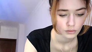 Amateur czech teen in her first toy induced orgasm