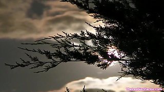 Small enormous boobies latina facesits lezzie sugarmommy outdoors