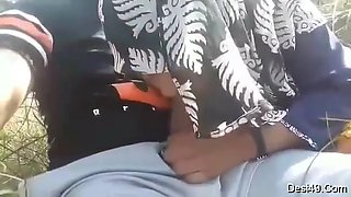 Desi Gf Give Outdoor Blowjob