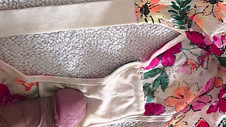 Cumming on my friends Wifes PINK Flowery Panties