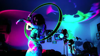 Neon Raver Lays a Clutch of Eggs in Uv Then Pushes Them All Out and Pisses: Ovipositor and Egg Play Seduction