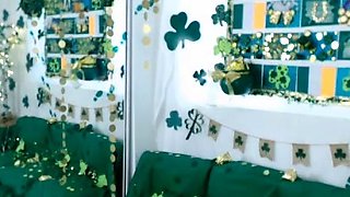 Amateur Webcam Teen Masturbates And Teases