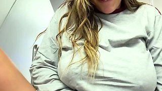 Alanna Pow Pussy Play In The Airplane Toilet Onlyfans Video