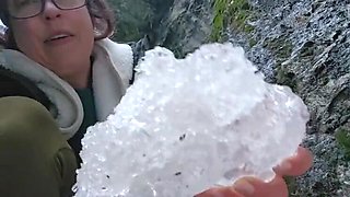 Nerdy Faery's Icy Outdoor Piss - Big Ass Canadian MILF with Glasses Peeing on Ice