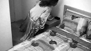 Amateur couple hidden cam