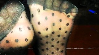 Worship Valentina's nylon feet while she ignores your