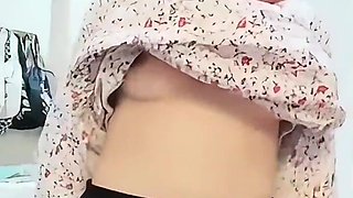 Hottie Malay Hijab Solo Frigging Ejaculation