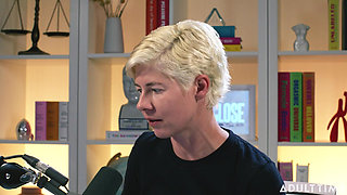 Gal Ritchie: Spiegler Girl & Hentai Lover the Adult Time Podcast