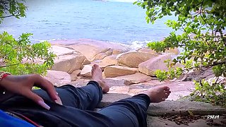Amateur Teen Handjob Cumshot Surprise on Beach Outdoor Sex