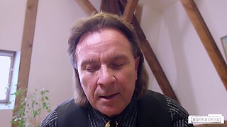 Secretary Ashley Cumstar hot porn video