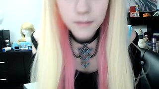 Romanian amateur webcam teen masturbate