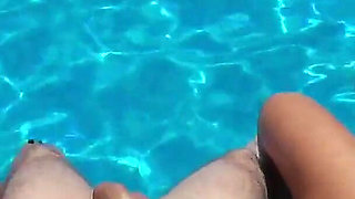 Katt Give a 5 Star Pool Service