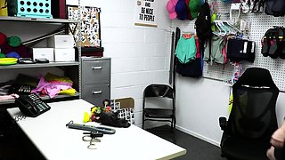 Lovely Amateur teen brunette masturbating outdoor