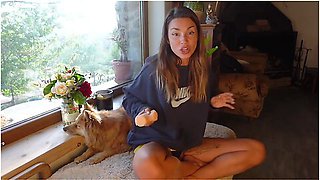 Licking Tutorial - How To Eat Pussy - Roxy Fox