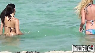 Mofos - 2 perfect beach stunners have some joy