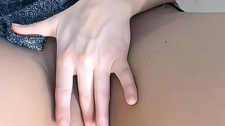 Watch Redhead Girl Soak Her Sheer Pantyhose