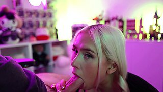 WettMelons Gives Blowjob And Fucked In Doggy On Gaming