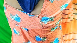 Indian Hot Bhabhi Saree Change