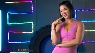 Gym guest rooms Lady Dee pussy slurped in the gym hot xxx dark haired gym babe rails Big Cock