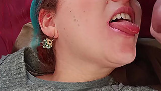 After a Walk, My Boyfriend Fucked Me and Ejaculated His Sperm Into My Mouth, and I Swallowed